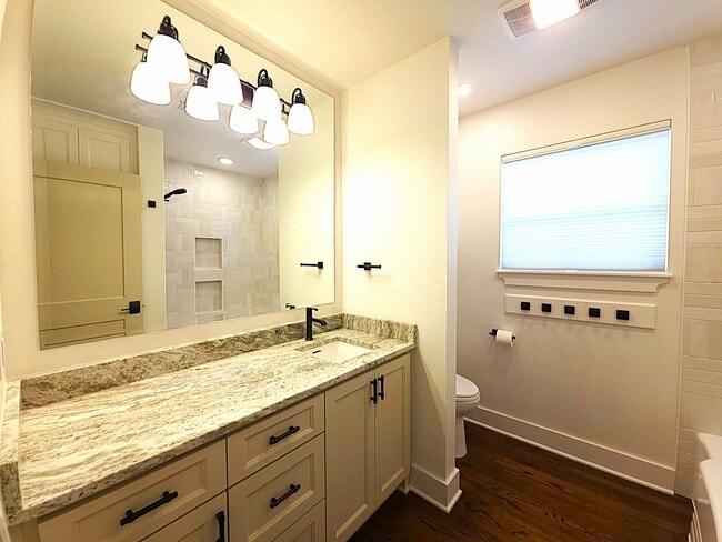 Building Photo - Lease this fully remodeled sanctuary – where modern luxury meets timeless East Texas charm!