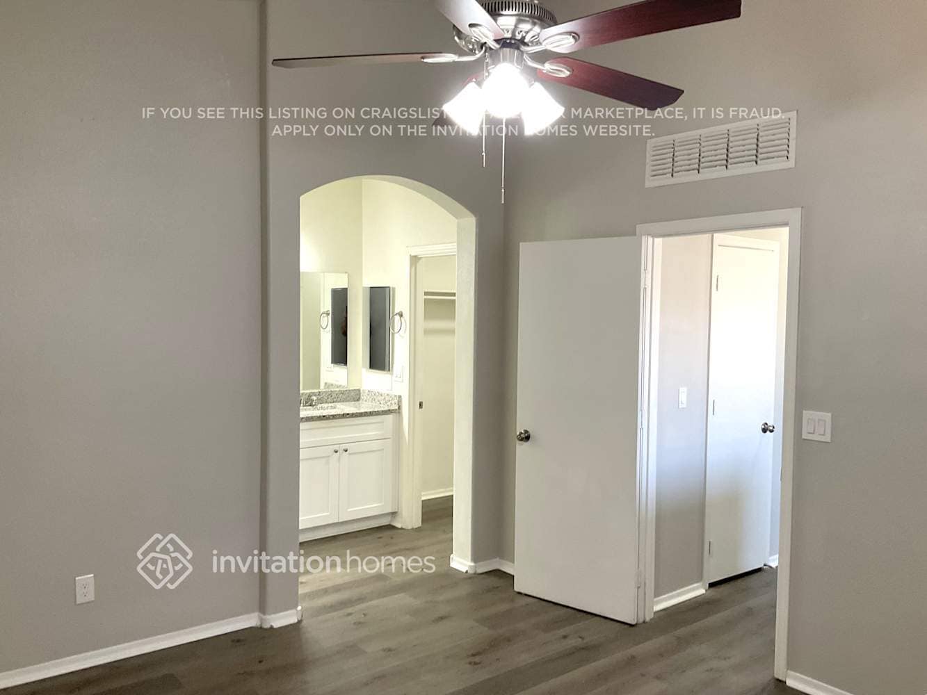 Building Photo - 10427 E Billings St