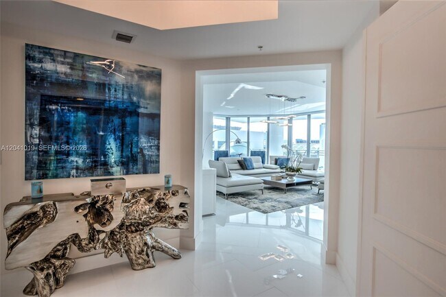 Building Photo - 3535 S Ocean Dr