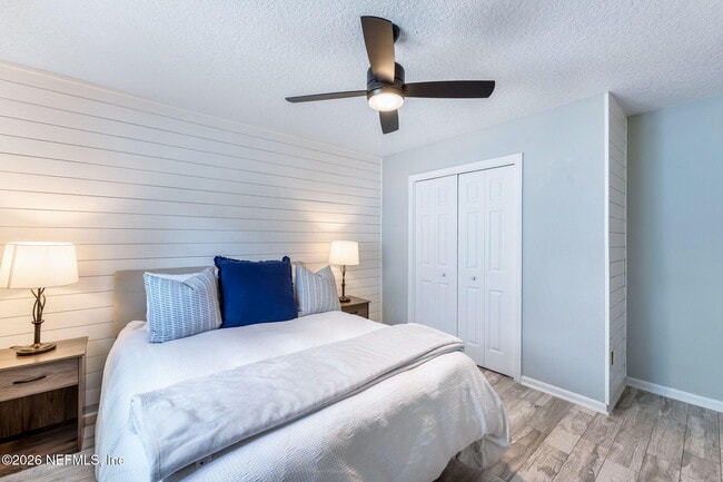 Building Photo - 1170 19th St N