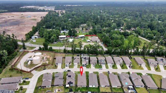 Building Photo - 16916 Rich Pines Dr