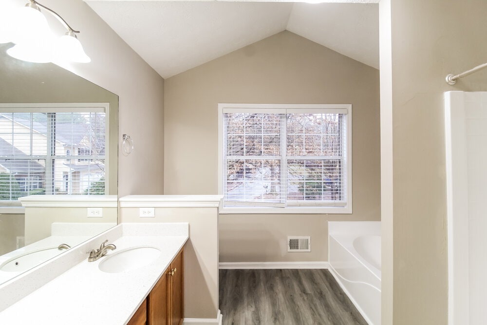 Building Photo - 4090 Bradstone Trace NW