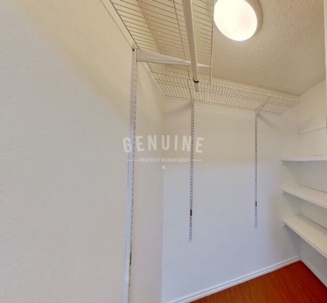 Building Photo - 11021 Cobblestone Ln