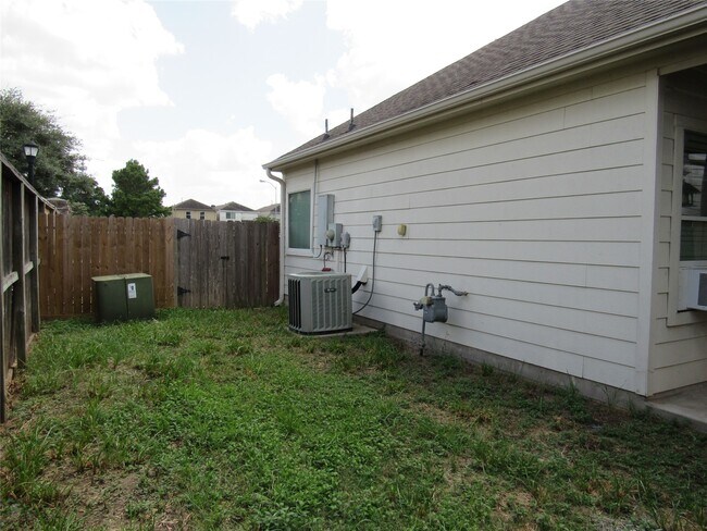 Building Photo - 13514 Villa Arbor Dr