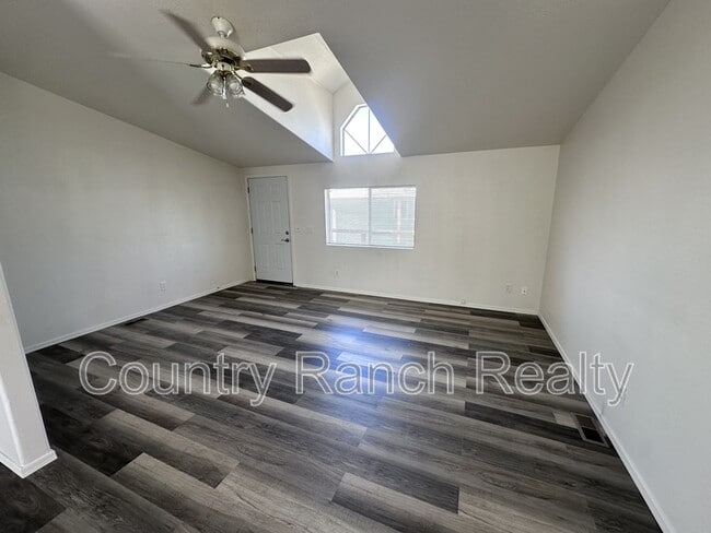 Building Photo - 4440 Calle Agrada Dr