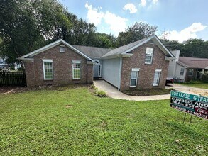 Building Photo - FOR LEASE - 3 bed, 2 bath, 1710 sqft singl...