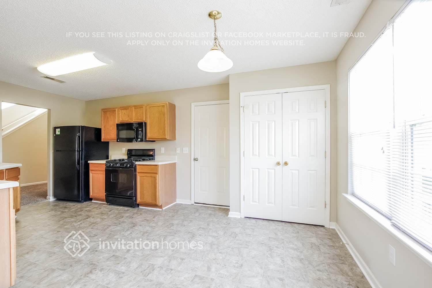 Building Photo - 1009 Fort Clapsop Ct