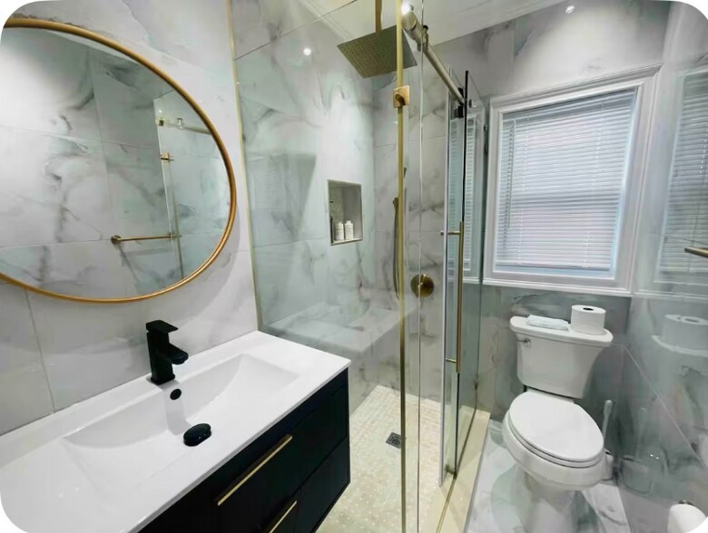 Building Photo - 14 Roosevelt Ave