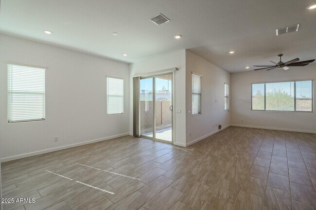 Building Photo - 24202 N 170th Ln