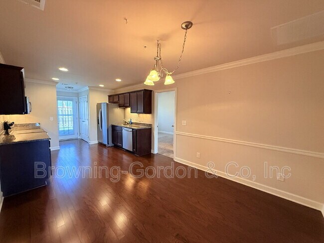 Building Photo - 1040 Charlie Daniels Pkwy