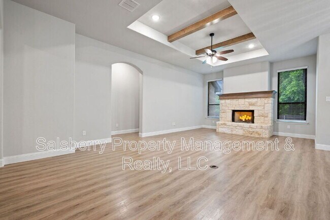 Building Photo - 1636 Town Creek Cir