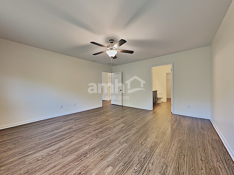 Building Photo - 134 Orion Way