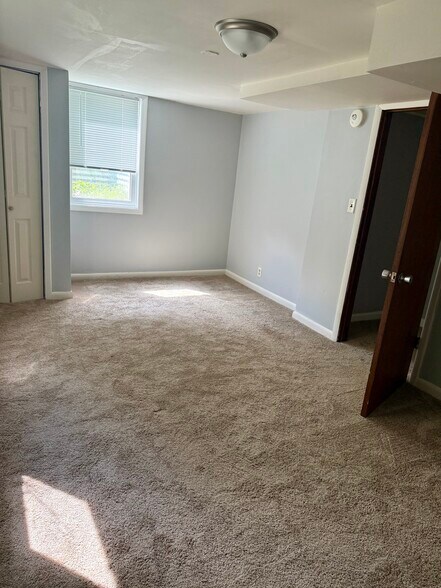 Building Photo - 1504 Philo Rd