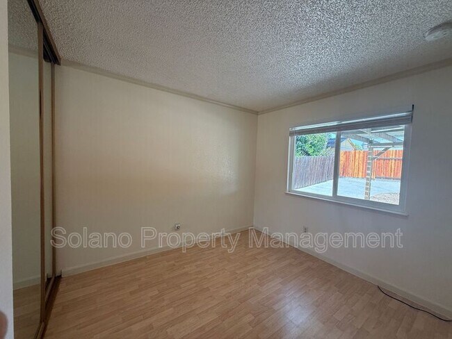 Building Photo - 2506 Marquette Ct