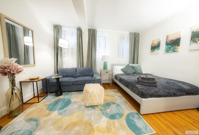 Primary Photo - 1 bedroom in NEW YORK NY 10021