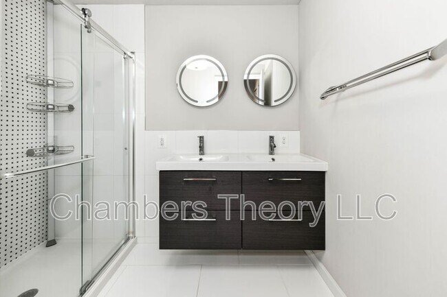 Building Photo - 11475 Washington Plaza W