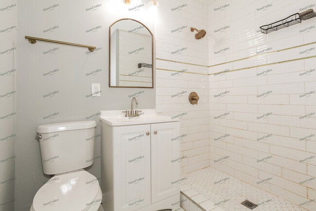 Building Photo - 10735 Invicta Ct