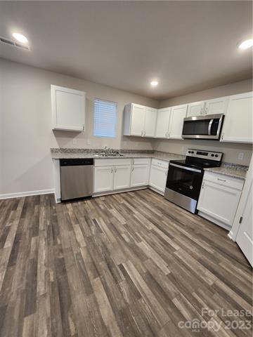 Building Photo - 2415 Cranberry Wy