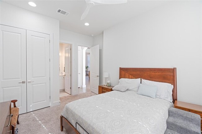 Building Photo - 3341 Catalina Cv