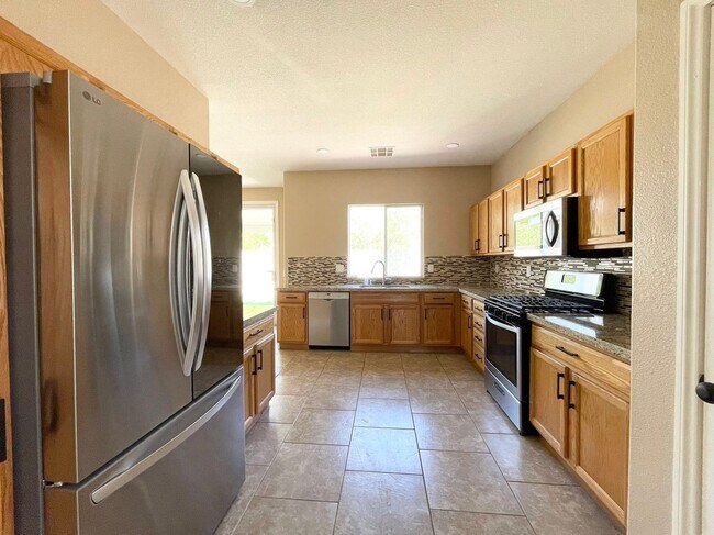 Building Photo - Dream Home in the Heart of Summerlin