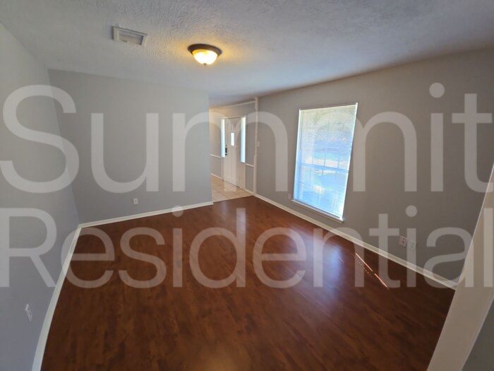 Building Photo - 5223 Brownlee Ln