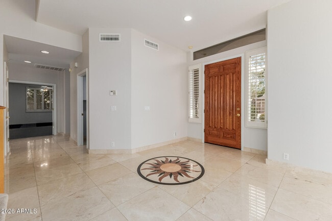 Building Photo - 10872 E Raintree Dr