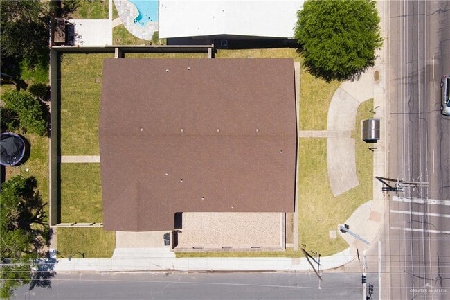 Building Photo - 612 N Ware Rd
