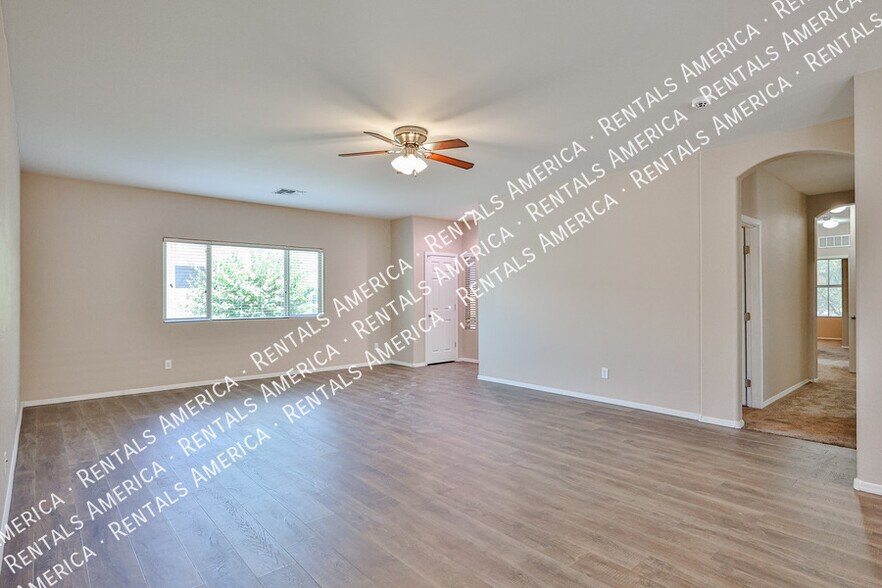 Building Photo - 3416 W la Mirada Dr