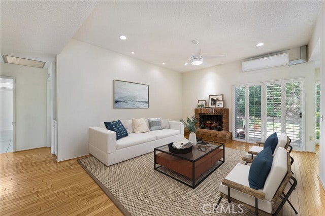 Building Photo - 26501 Cortina Dr