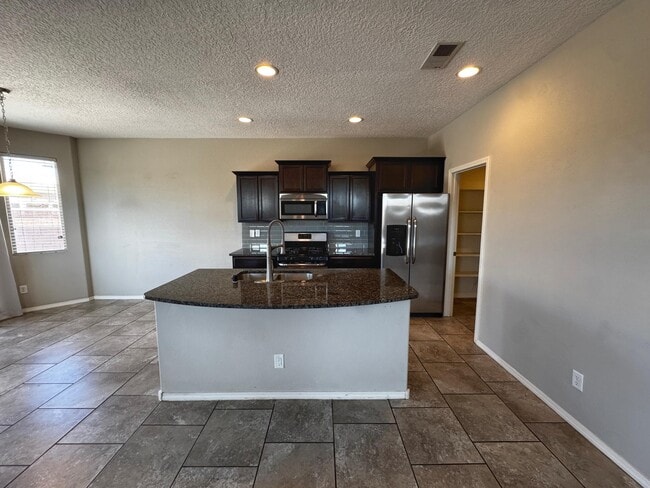Building Photo - 8901 Eagle Hills Dr NW