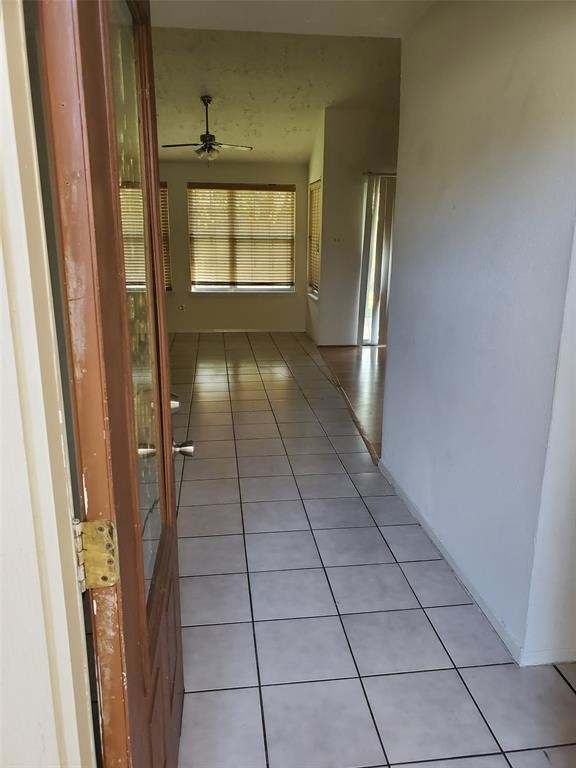 Building Photo - 10023 Towne Mist Dr