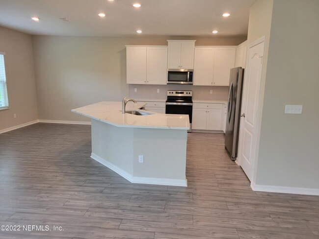 Building Photo - 522 Falcon Ridge Rd