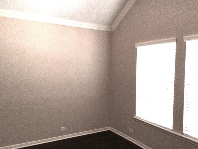 Building Photo - 12718 Benton Park Ln