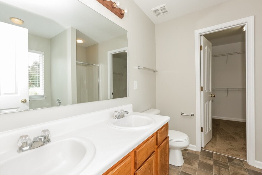 Building Photo - 7222 Winding Cedar Tr