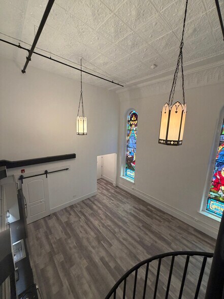 Building Photo - 177 Chestnut St