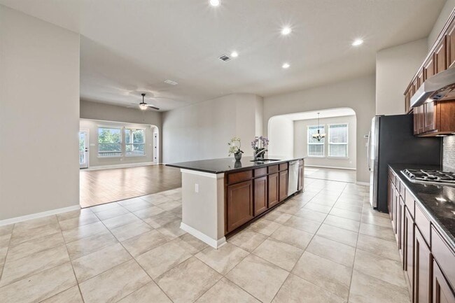 Building Photo - 209 Rock Vista Run