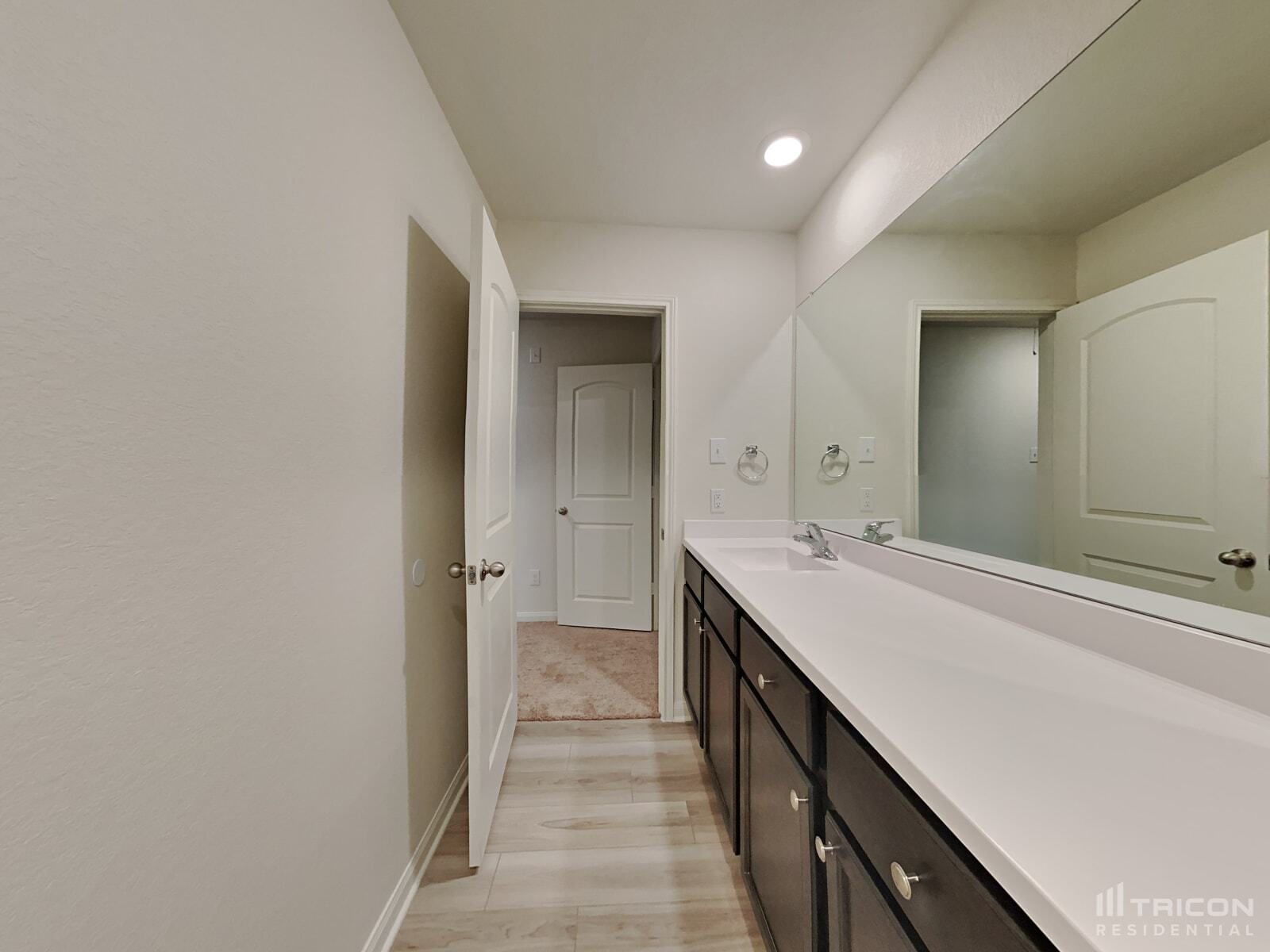 Building Photo - 23020 Shakespeare Dr