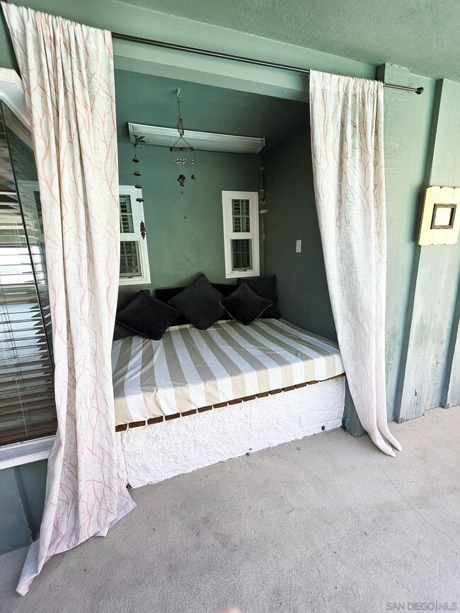 Building Photo - 7930 Cinnabar Dr
