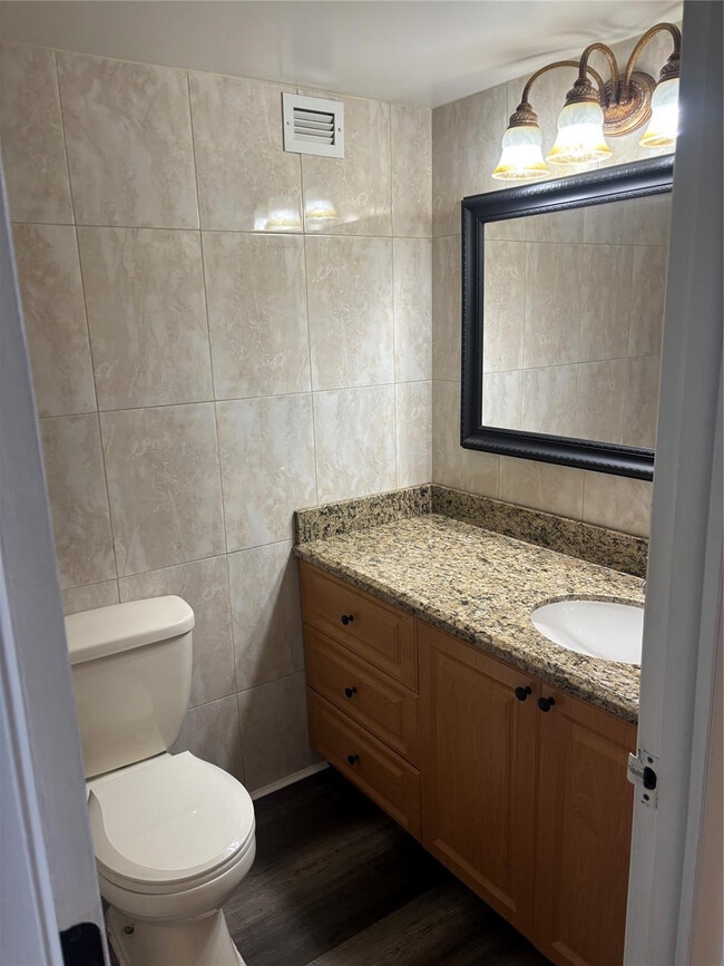 Building Photo - 3800 S Ocean Dr