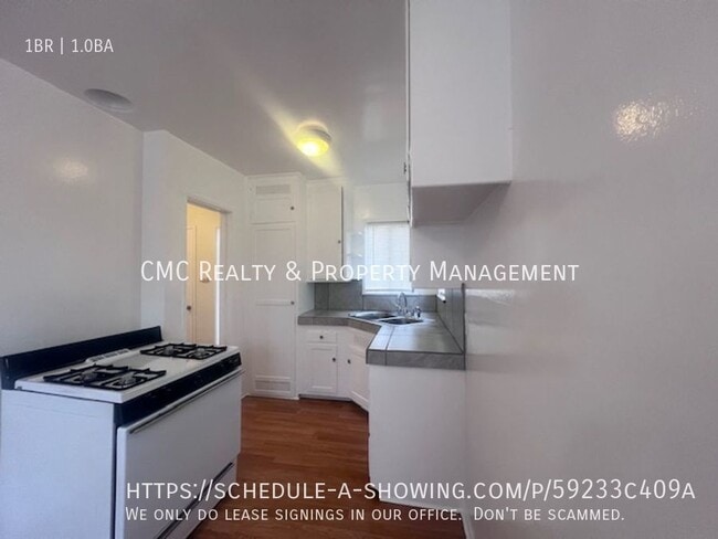 Primary Photo - 4423 N Bellflower Blvd