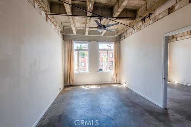 Building Photo - 140 Linden Ave