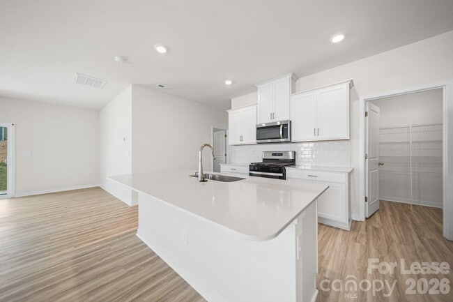 Building Photo - 12028 Zazu Wy