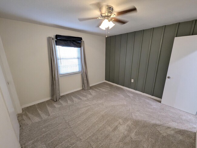 Building Photo - 105 Marquette Pl