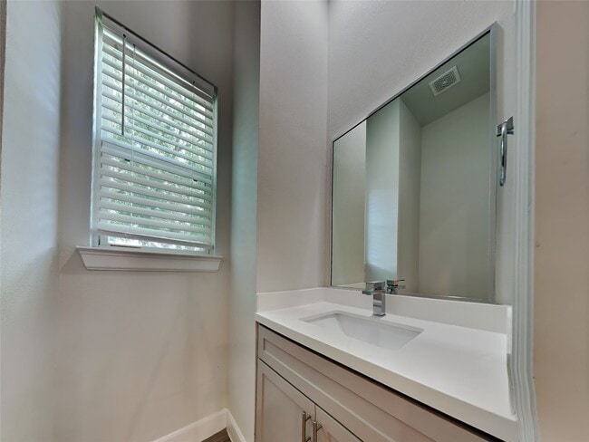 Building Photo - 353 Eado Park Cir