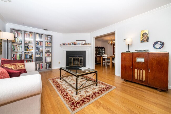 Building Photo - PALISADE