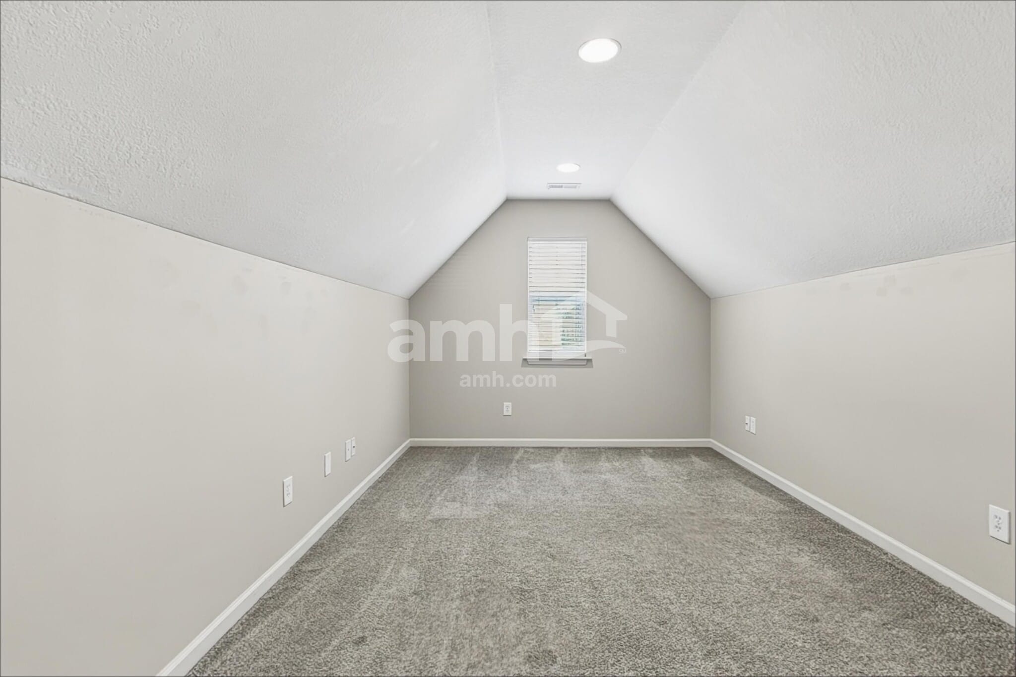 Building Photo - 6827 Harvest Grove Ln