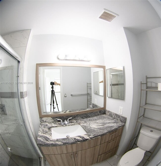 Building Photo - 20825 NE 8th Ct