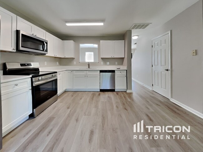 Building Photo - 2305 Brandytrace Cir