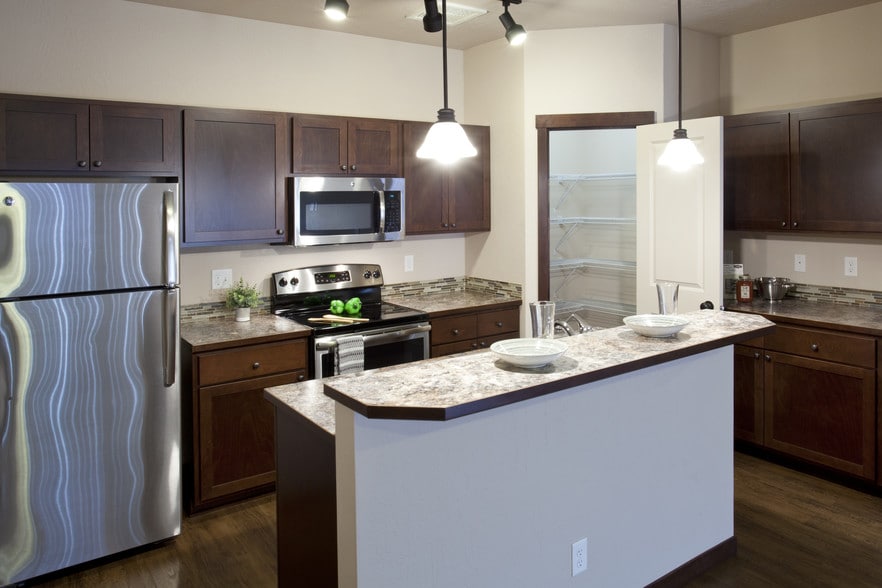 2 BR, 2 BA TOP/DAY - Residence at Mill River