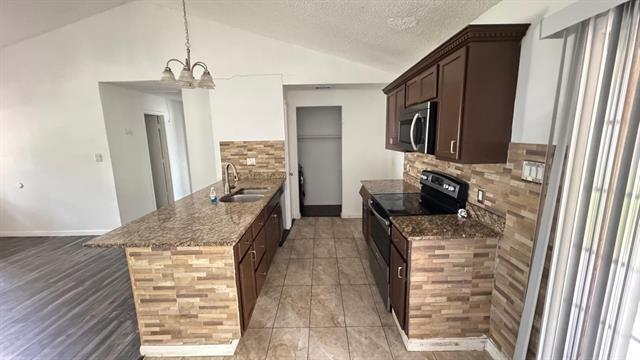 Building Photo - 3728 Flintwood Trail